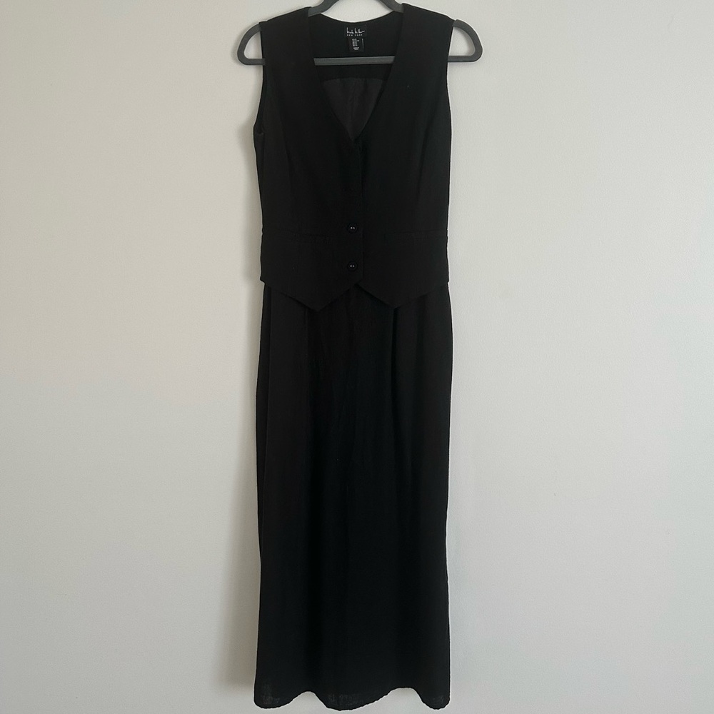 Nicole Miller Black Sleeveless Vest-Style Maxi Dress
